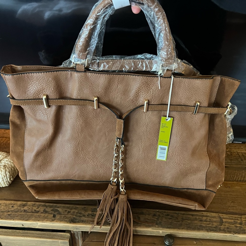 Gianni Bini Tote NWT